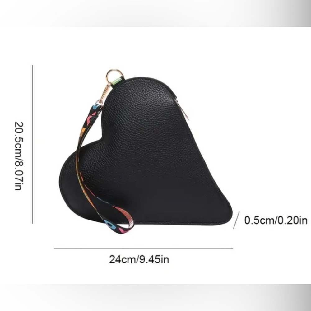 Heart-Shaped Wristlet/Purse/ Bag - Picture 2 of 2